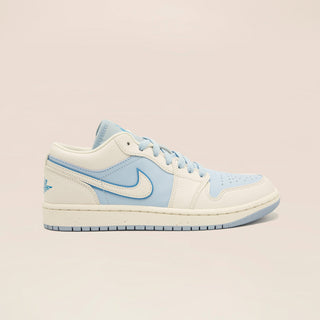 Jordan 1 Low Reverse Ice Blue